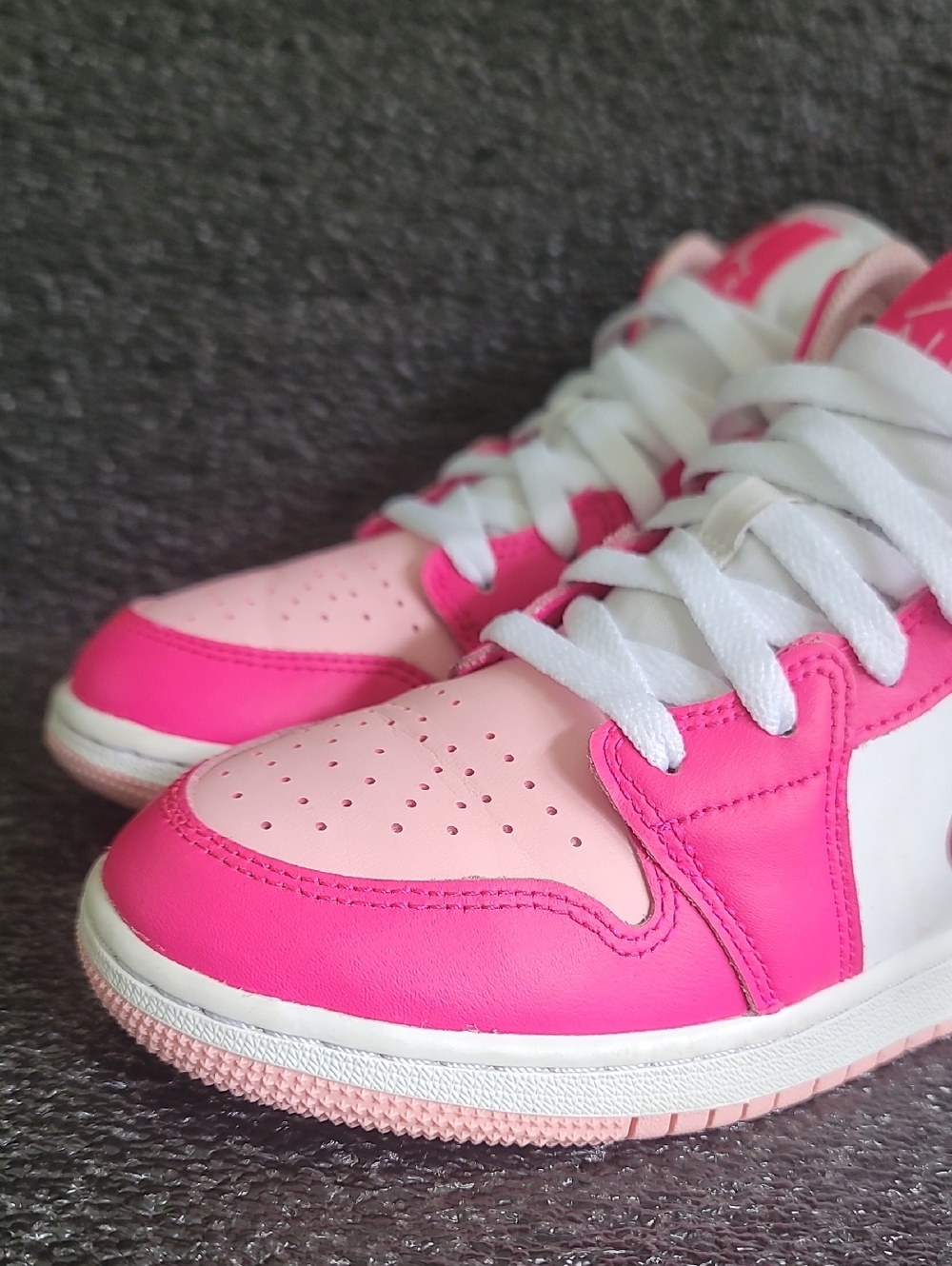 Nike Air Jordan 1 Mid "Fierce Pink" Wmns 5.5 - Picture 8 of 15